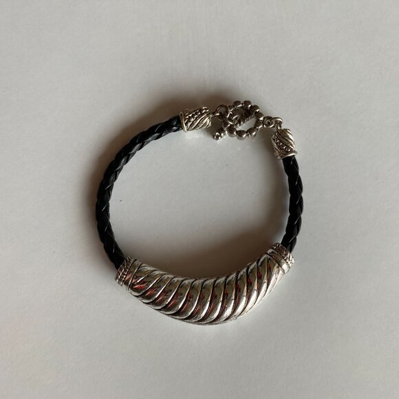 Vintage Gold Floral Bangle & Silver Tone Braided Bracelet Set – Boho Jewelry Lot - Picture 13 of 13